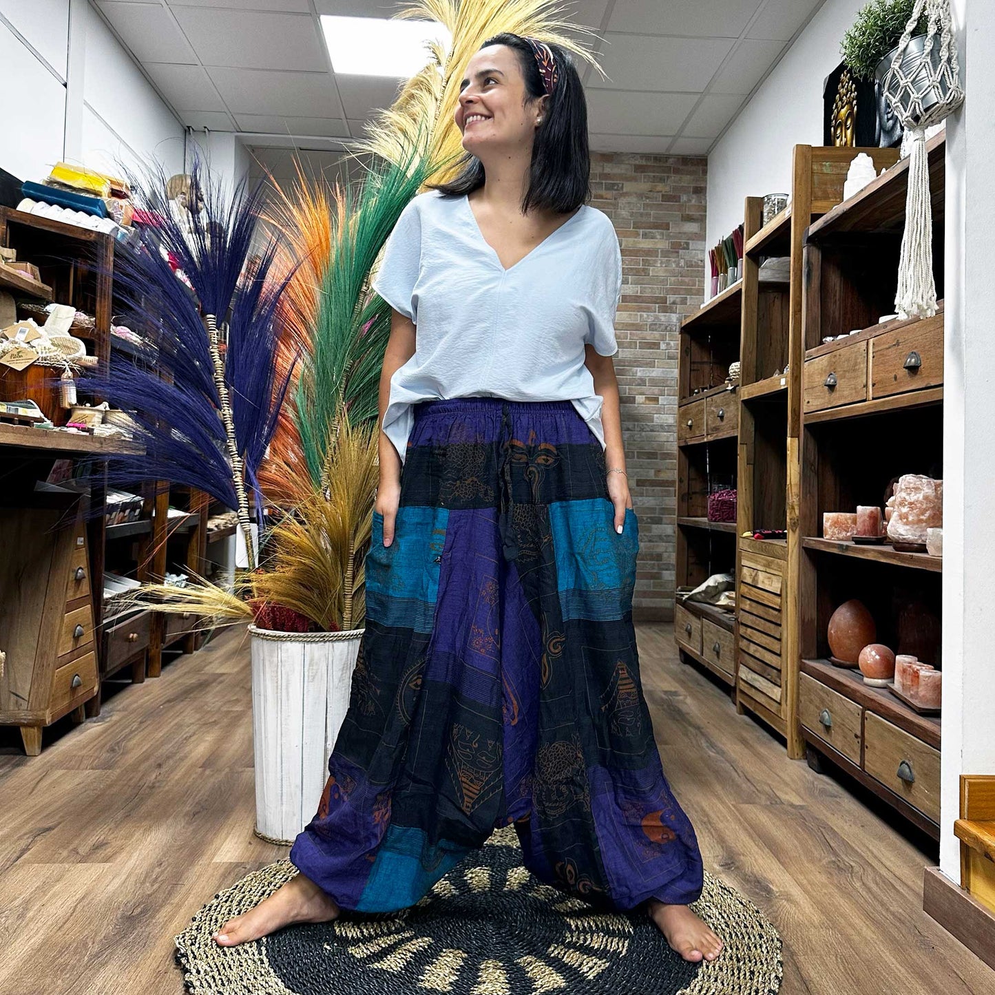 Pantalones de yoga y festivales - Aladdin Himalayan Print en morado